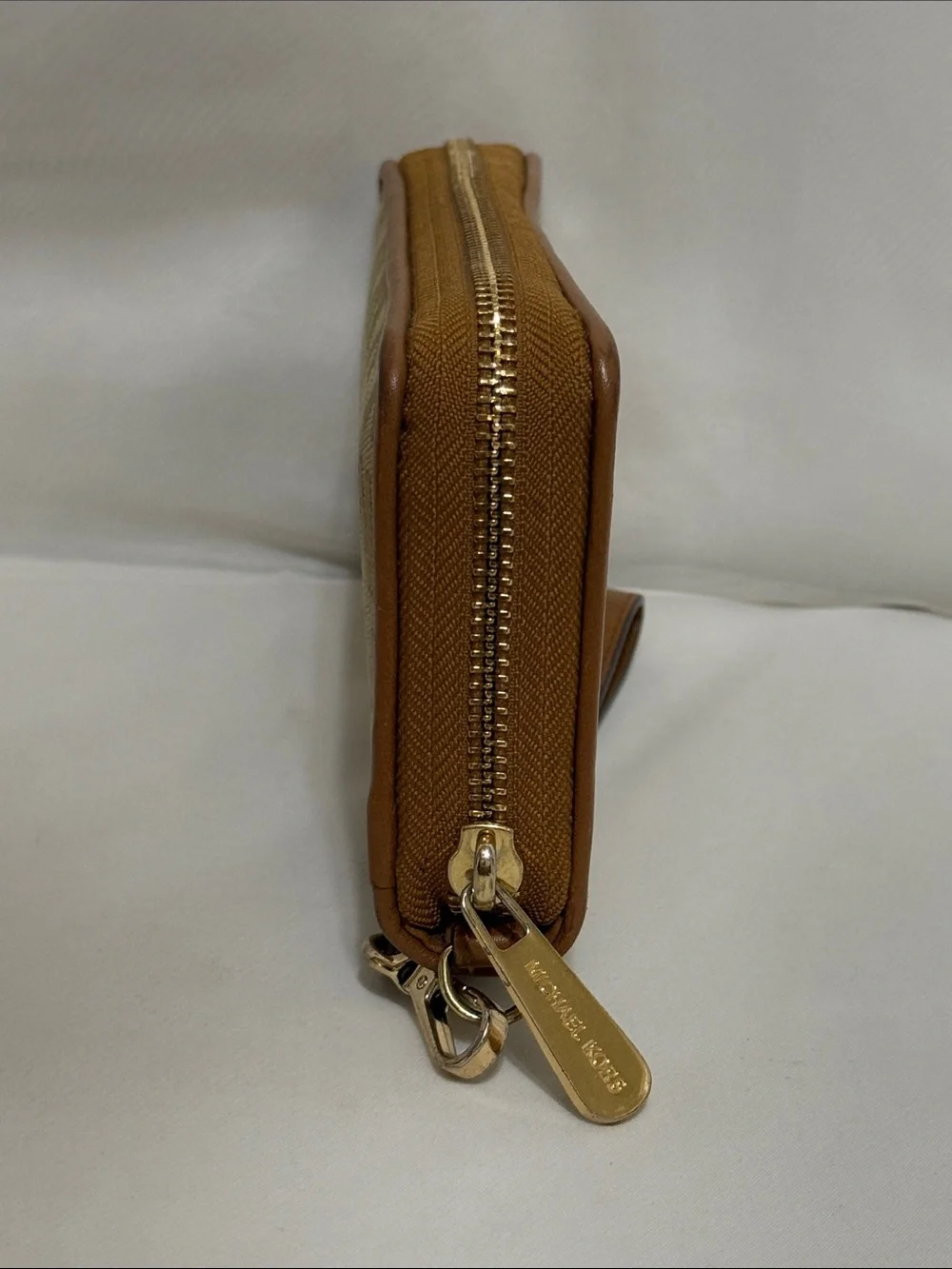 Michael Kors Jet Set Large Zip Around Continental Wallet